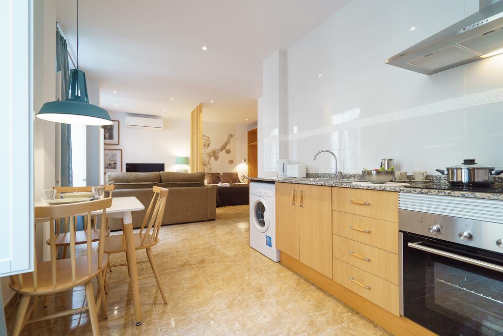Flatsforyou Mercat Apartament *